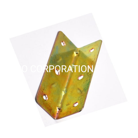 Fornecimento de fábrica metal amarelo zincado 35x35x115mm placa de estampagem de armário de canto para móveis