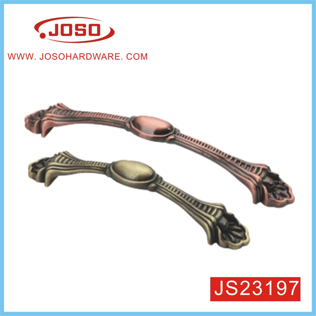 Alça de puxar em arco de latão antigo vintage para guarda-roupa